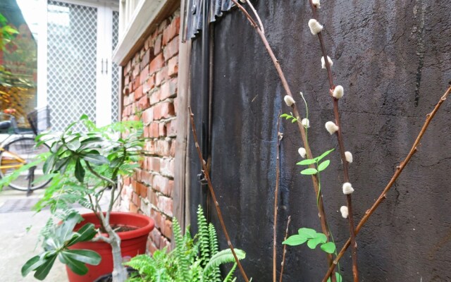 The Old House Chiayi B&B