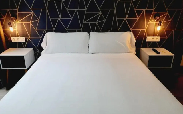 Hostal Laia by gaiarooms