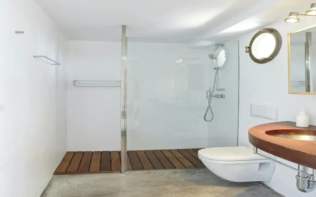 Luxury Villa With sea and Sunsets Views