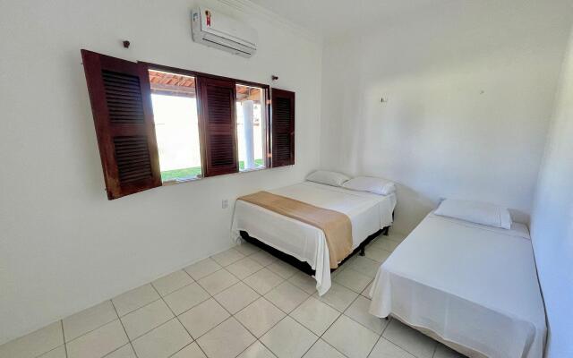 Linda casa na Lagoa do Catu com Pier