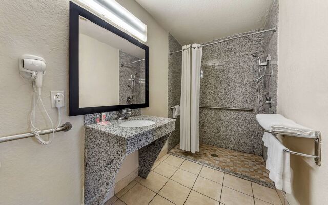 Econo Lodge Near SeaWorld