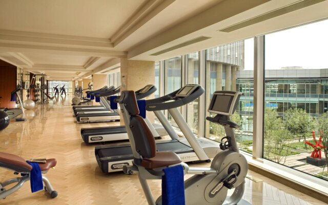 Sheraton Grand Shanghai Pudong Hotel & Residences