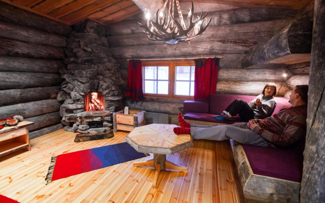 Kakslauttanen Arctic Resort