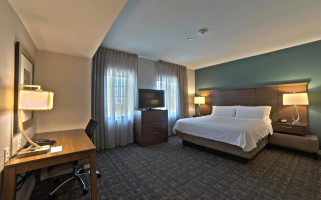 Staybridge Suites Houston - Humble Beltway 8 E by IHG