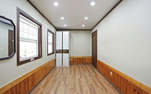 Wongju Bridge Pension