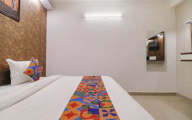 Fabexpress Rainbow Villa
