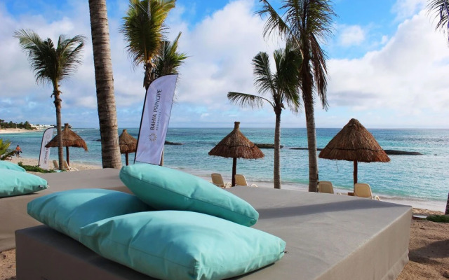 Bahia Principe Vacation Rentals - Four-Bedroom House