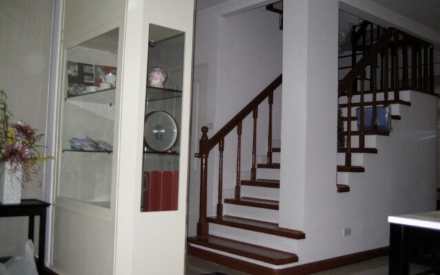 Private Home - Quite and saving in Bangkok Rama2