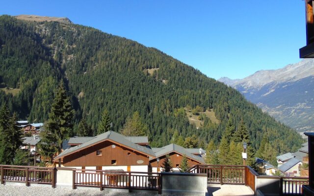 Lou Services Apartment J13 LSI 001