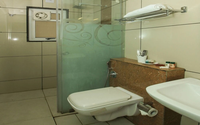 Hotel Radiant by OYO Rooms