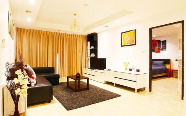 Serena Sathorn Suites