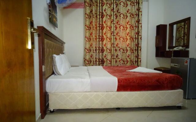 Super OYO 945 Dream Touch Hotel
