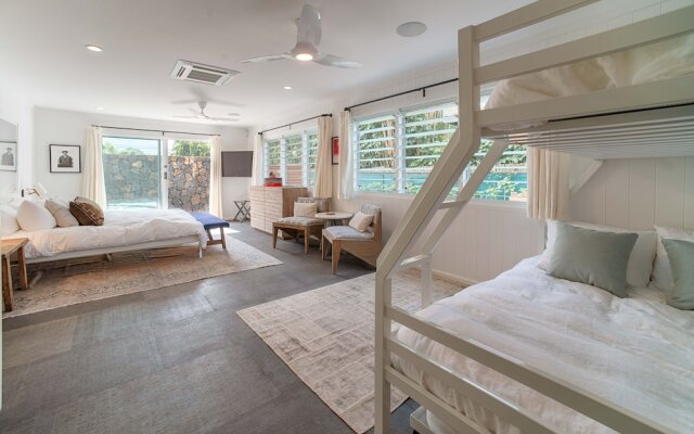 Hanalei Beach House 5 Bedroom Home by RedAwning