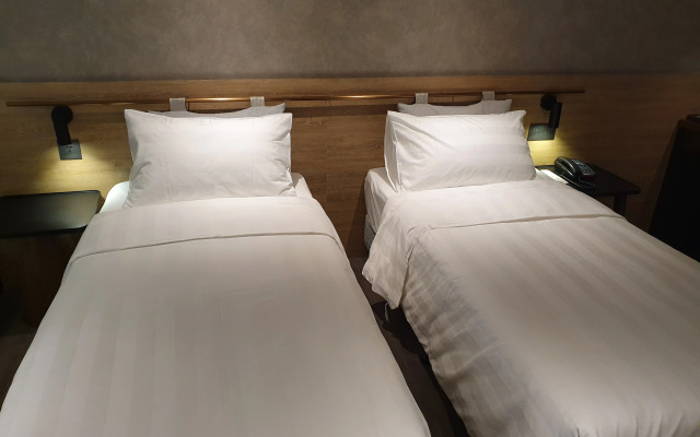 City Suites-Taoyuan Station