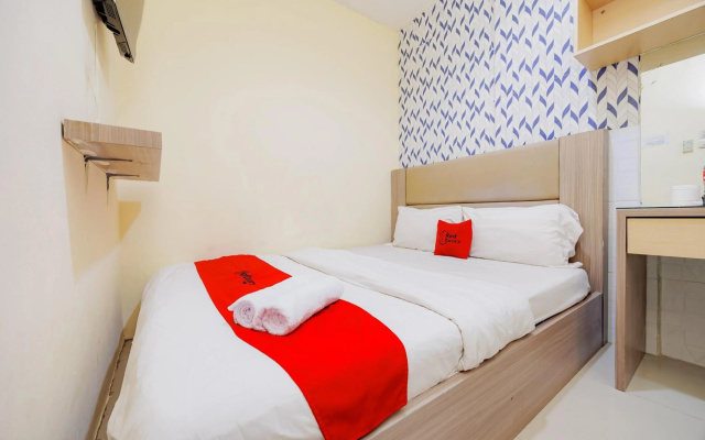 RedDoorz @ Kebon Kacang – Guest Rooms – Jakarta
