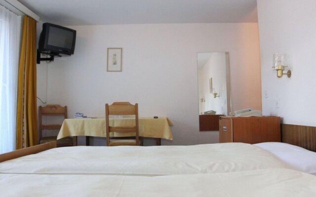 Swiss Lodge Hotel Alfa