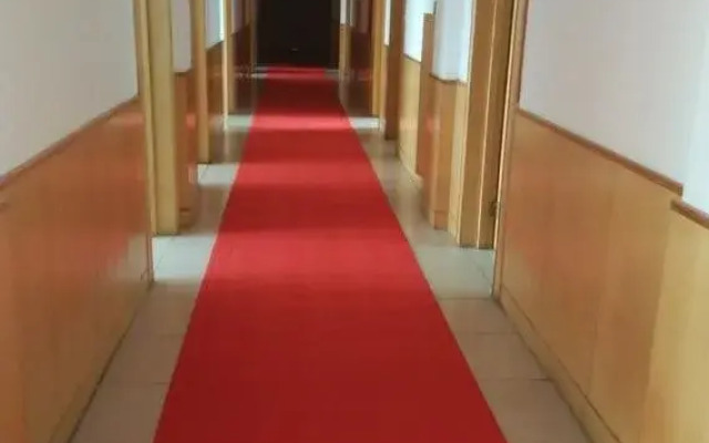 Qinquan Express Hotel