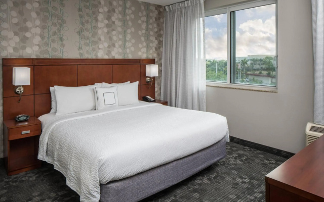 Courtyard by Marriott Miami West/ FL Turnpike