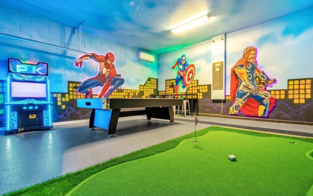 Upstay - 30ppl Home w Theme Rooms-games-pool-spa