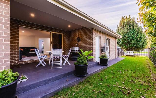 Park View Mudgee- Excellent location! 3BDRM w Park views