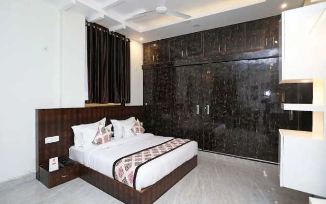 OYO 11607 Hotel Serenity Stay