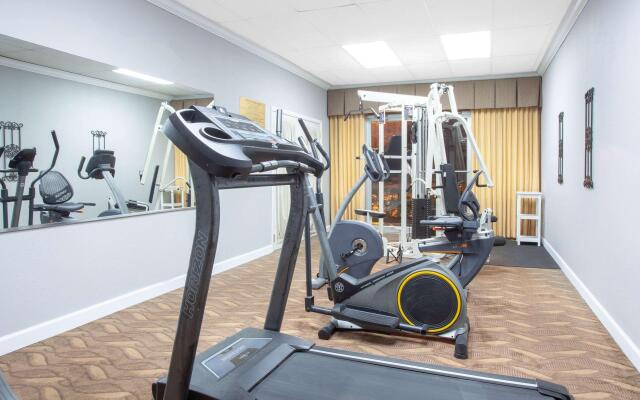 Quality Inn Maingate Four Corners