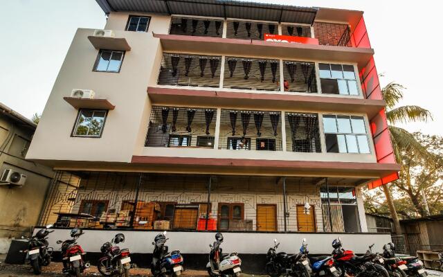 Shiva Guest House by OYO Rooms