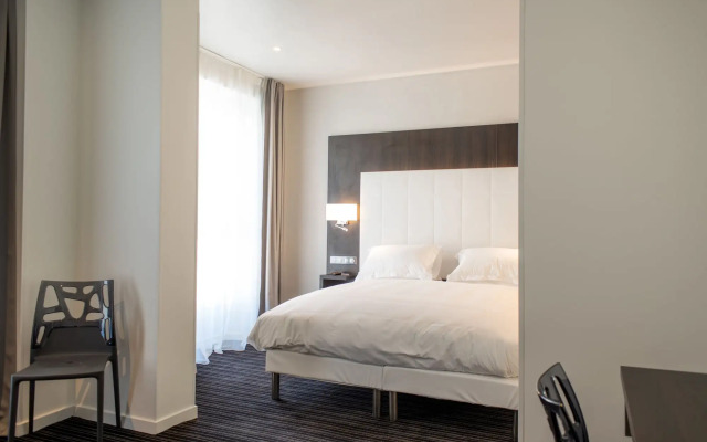 Hotel 64 Nice