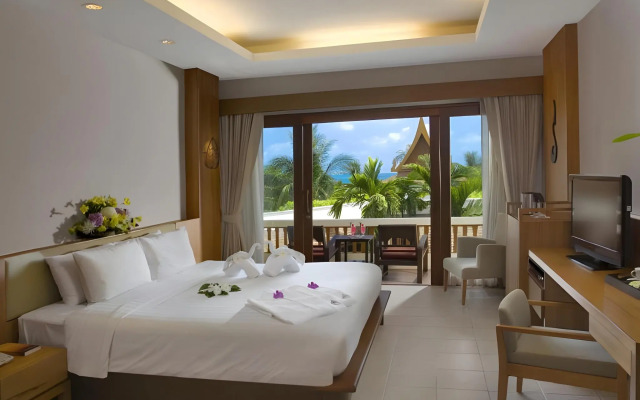 Thai House Beach Resort