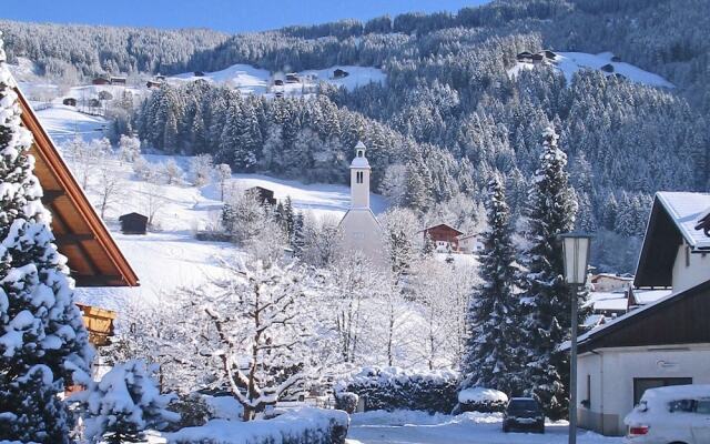 Welcoming Apartment in Ramsau Im Zillertal Near Ski Area