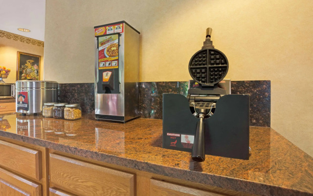 Days Inn by Wyndham Seattle South Tukwila