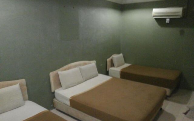 OYO 904 Avee Budget Inn