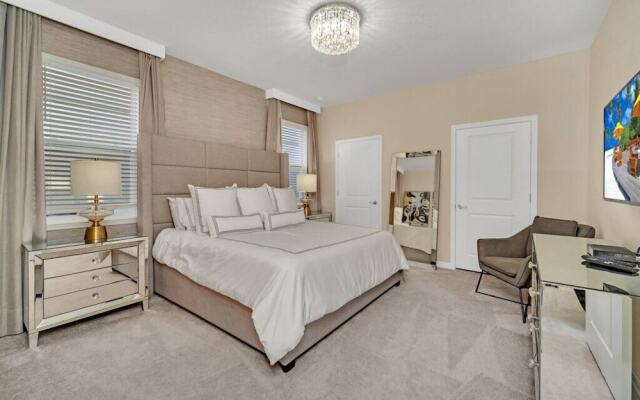 Phillips 8Bed Family Friendly Retreat