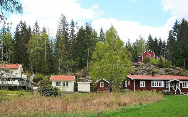 2 Person Holiday Home in Vänersborg