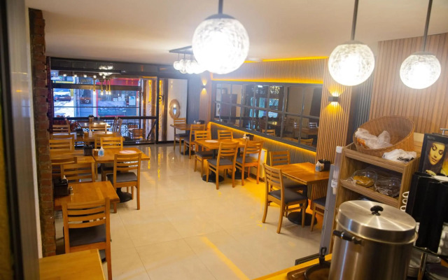 Emirtimes Hotel Kadikoy