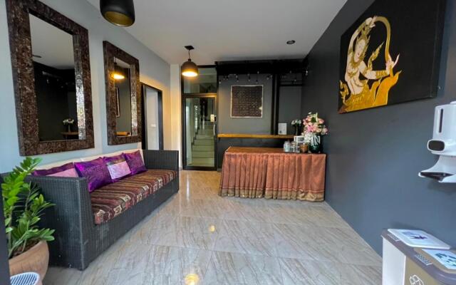 Sripoom Boutique House
