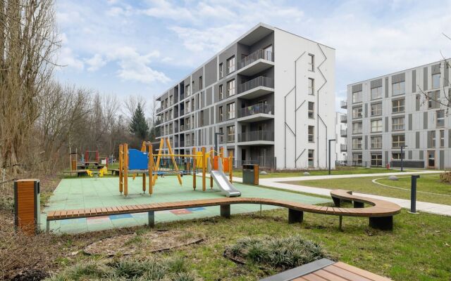 Bright Apartment Kraków by Renters