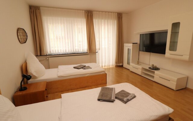 Central Apartment Near the Trade Fair