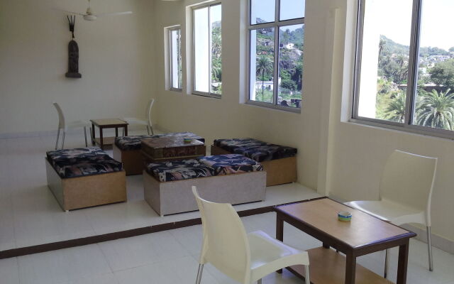 Hotel Karnavati