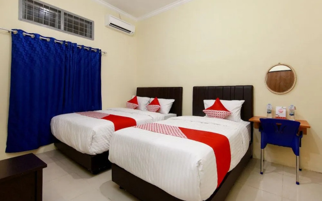 OYO Living 1332 Almonsari Residence – Guest Rooms – Medan
