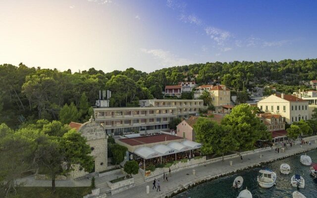 Delfin Hvar Hotel