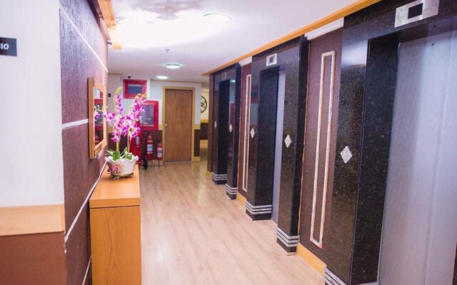 Stratus Pontual Hotel