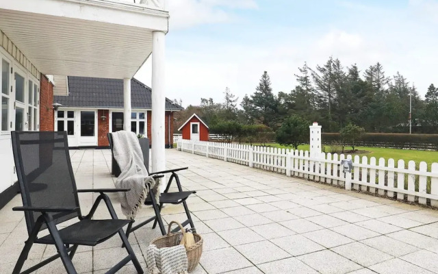 2 Person Holiday Home in Blavand