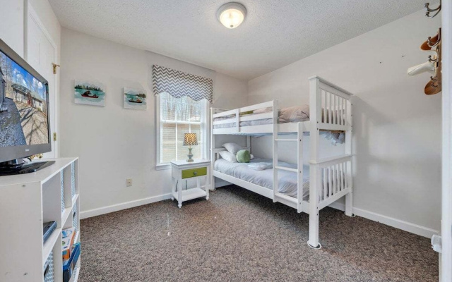Whisper Haven - Private Dock & Pet Friendly