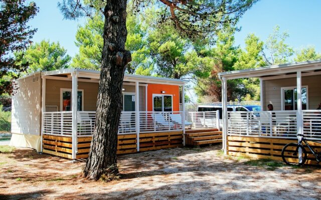 Comfortable Chalet With two Bathrooms, 2 km. From Zadar