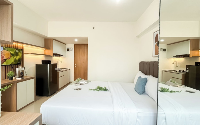 Homey And Minimalist Studio At Apartment Cisauk Point