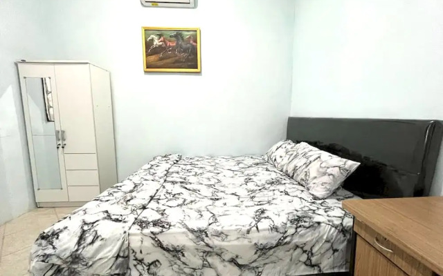 Capital O 92615 Villa Utama D'alas Purwo