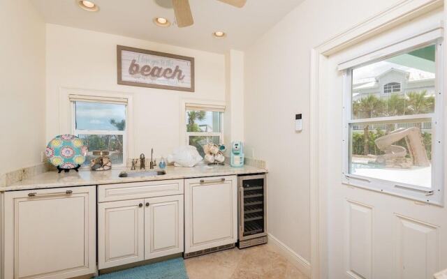 Melbourne Beach Oceanfront Villa w/ Pool