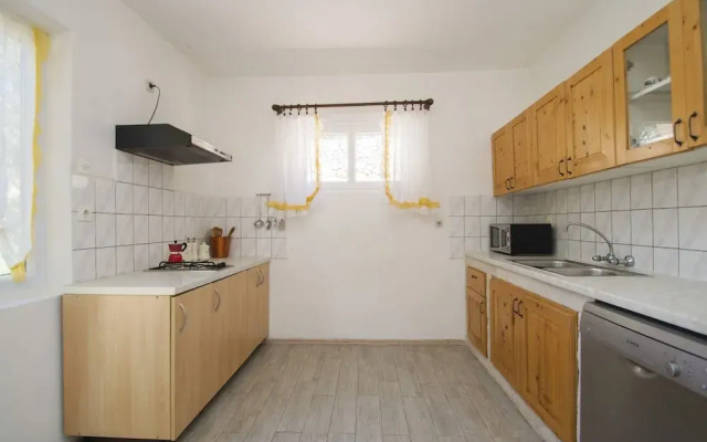 Seafront Apartment Dana