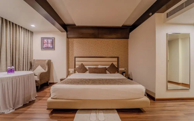 Hotel Aditya Park Regent